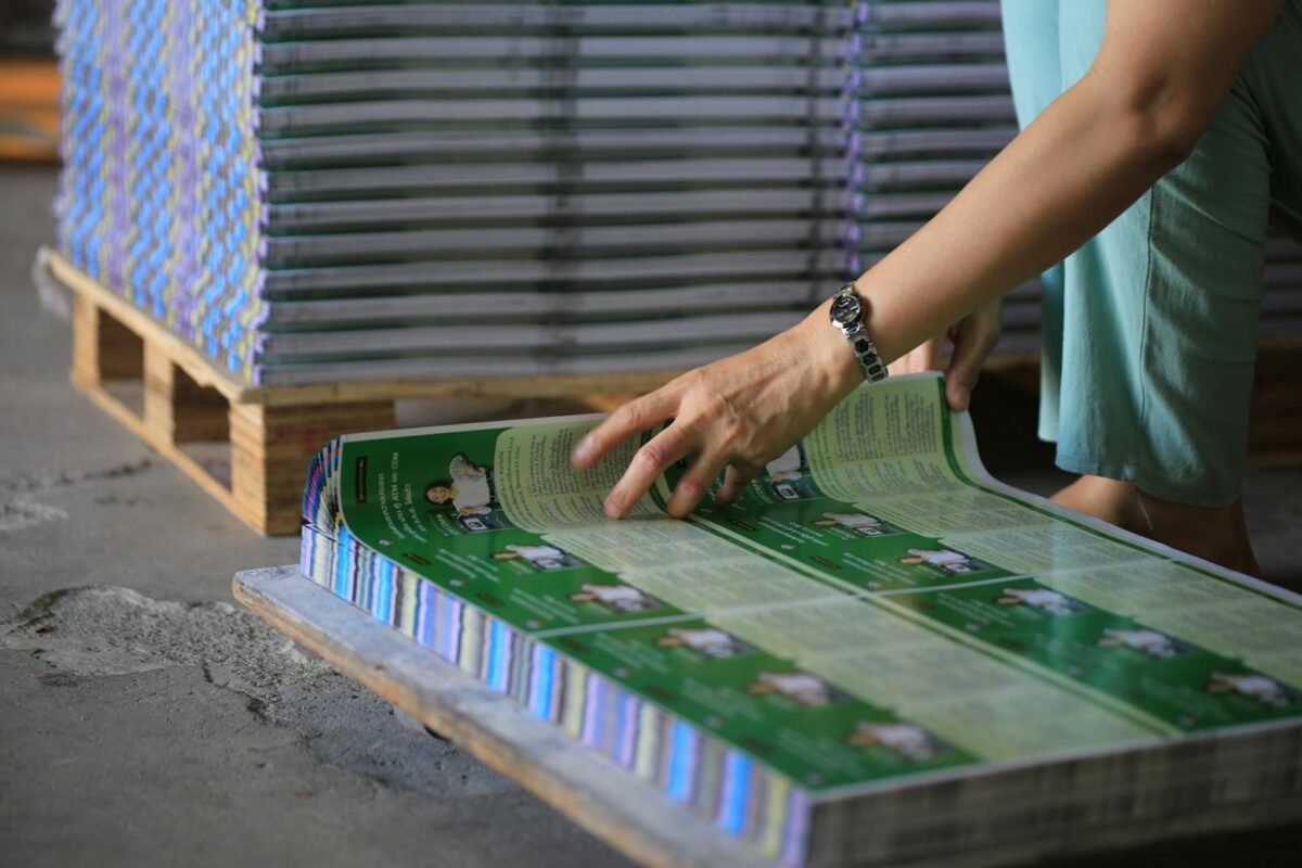 Selecting the Ideal Paper and Finish for Attorney Business Cards